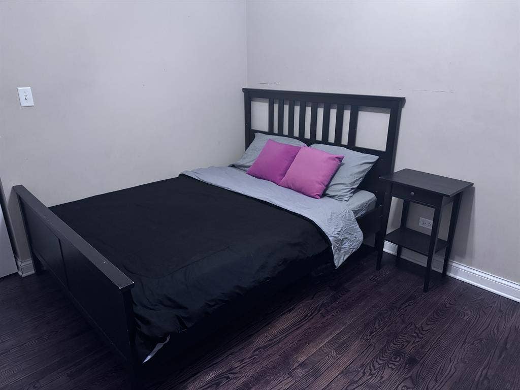 Bellwood room for rent