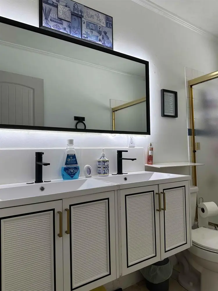 1 bedroom with bath for rent