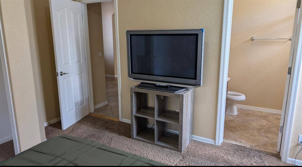 Suite w/Private Bath 5m to TSMC