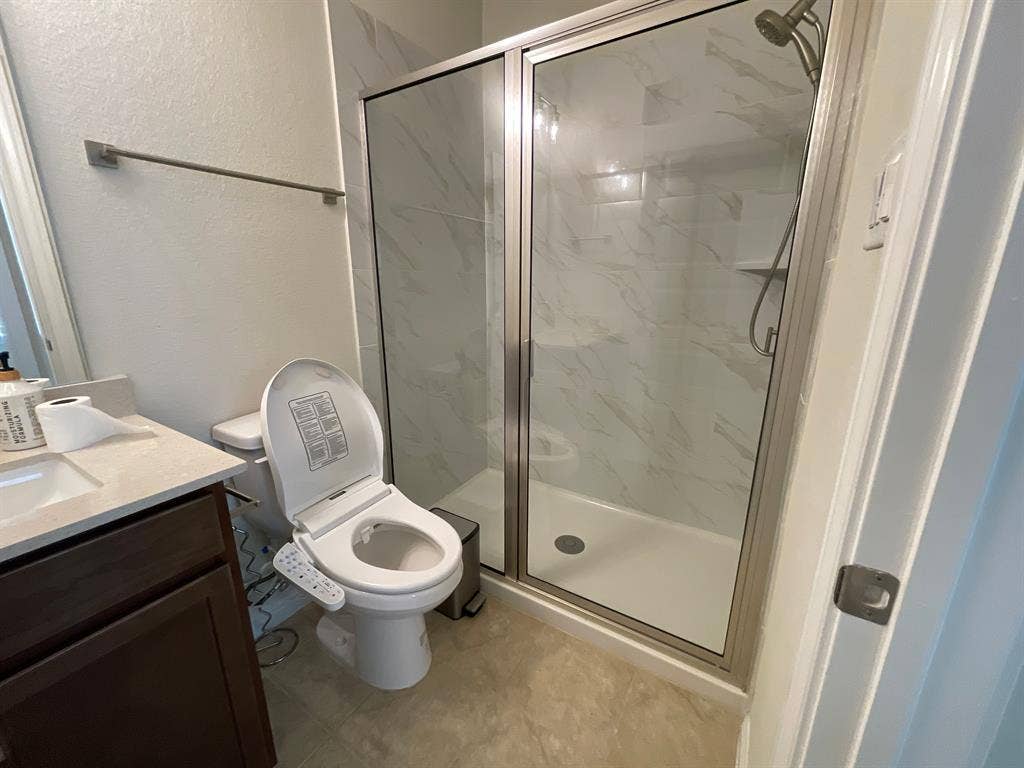 5 BR in Leander