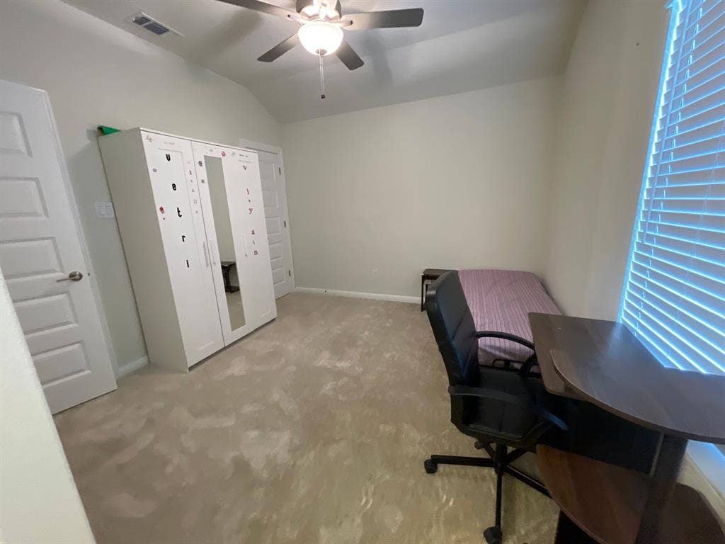 5 BR in Leander