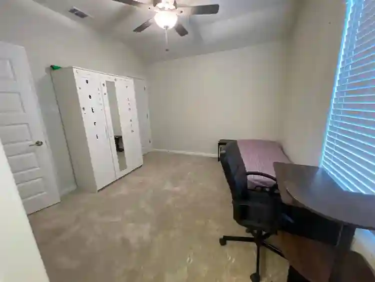 5 BR in Leander