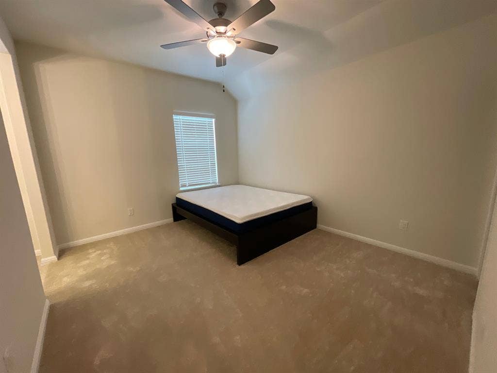 5 BR in Leander