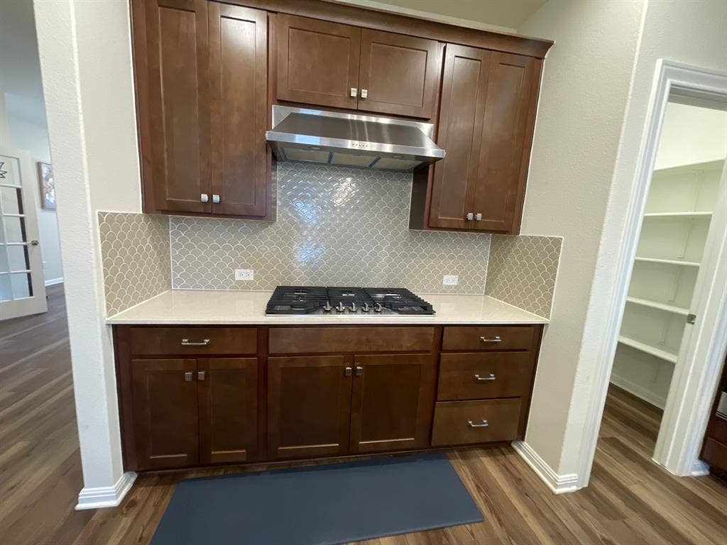 5 BR in Leander