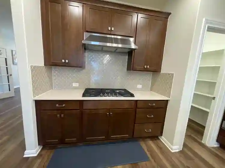5 BR in Leander