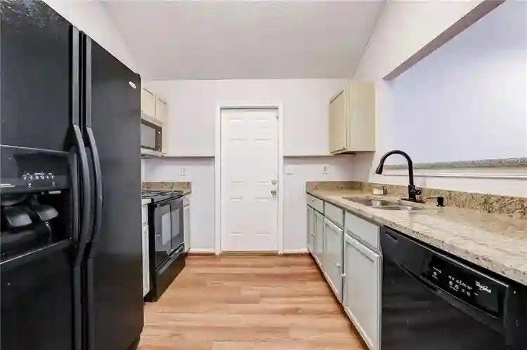3 BR in Union City