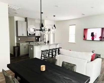 4 BR in Chapel Hill