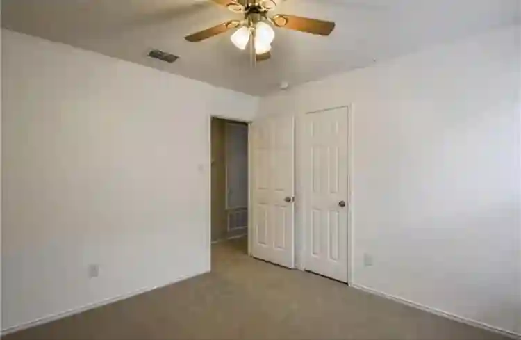 Rooms for rentt