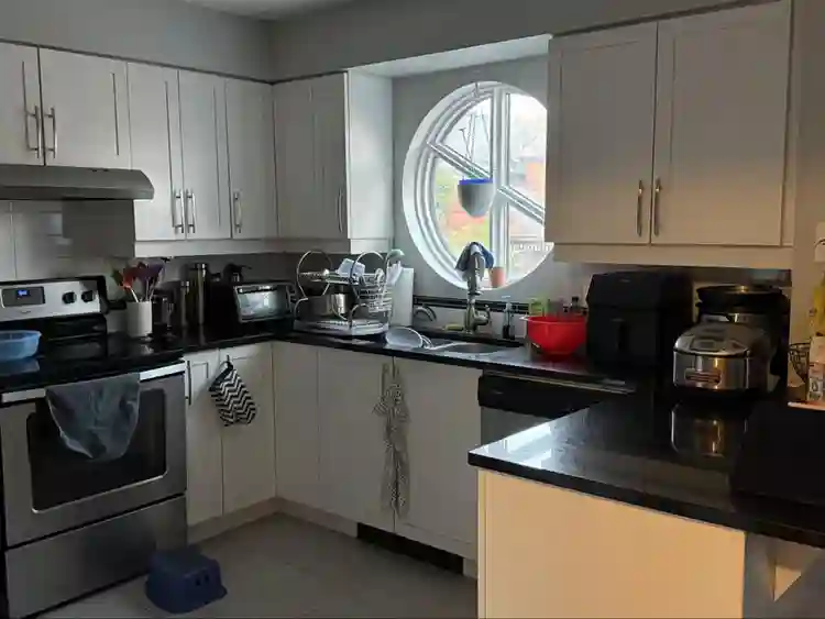 Private room for rent in Centretown