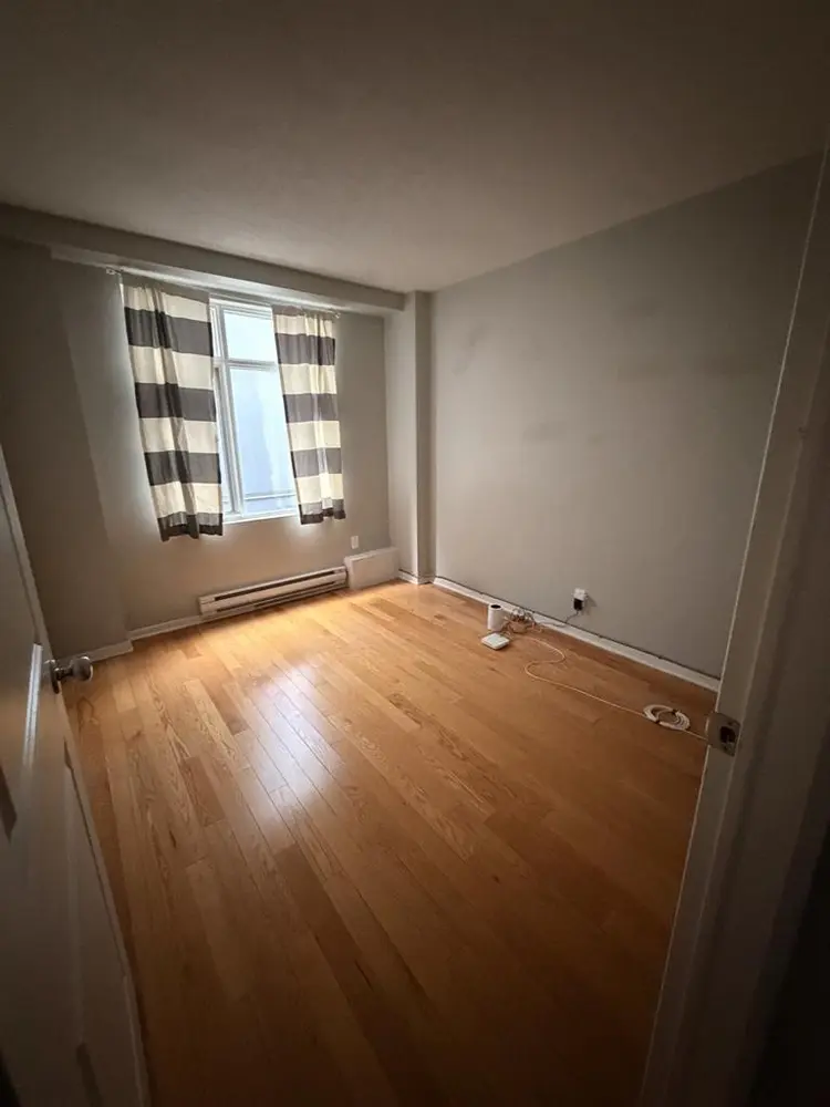 Private room for rent in Centretown