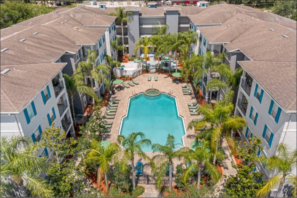 Sublet Male Unit 4x4