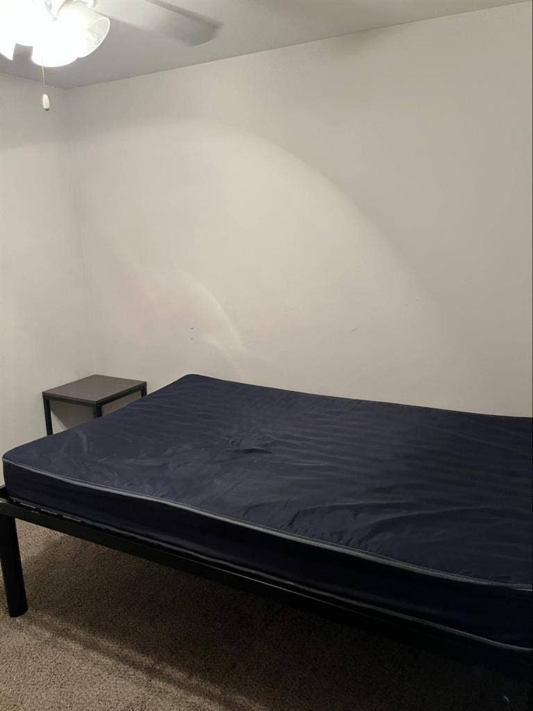 Sublet Male Unit 4x4