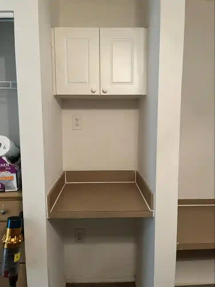 Sublet Male Unit 4x4