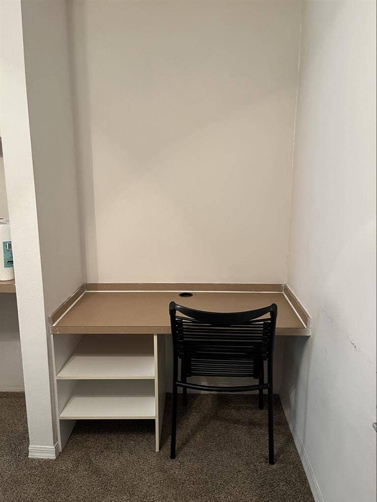 Sublet Male Unit 4x4