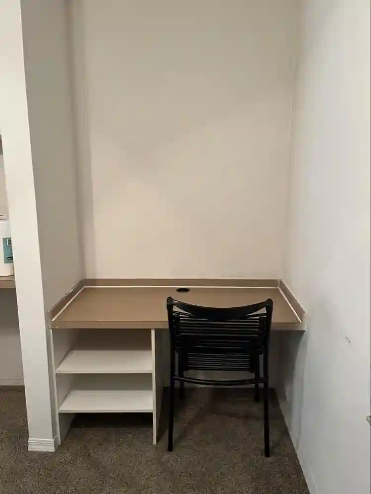 Sublet Male Unit 4x4
