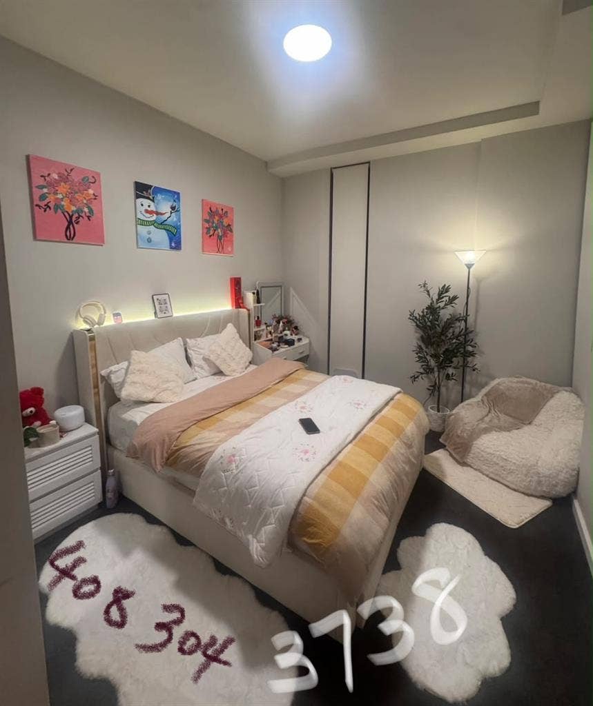 Pls call me: 1 Private bedroom