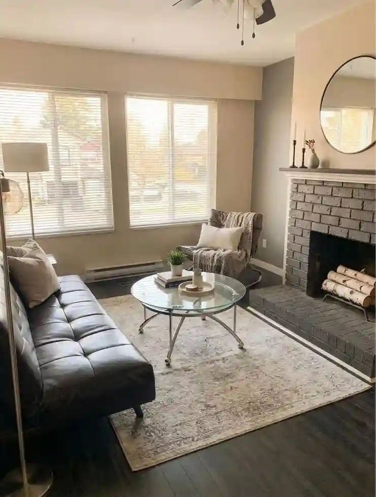$750 - Furnished - Newton Surrey