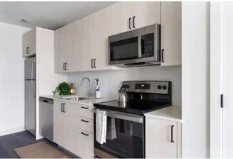Studio for rent 💰 $1,600/month