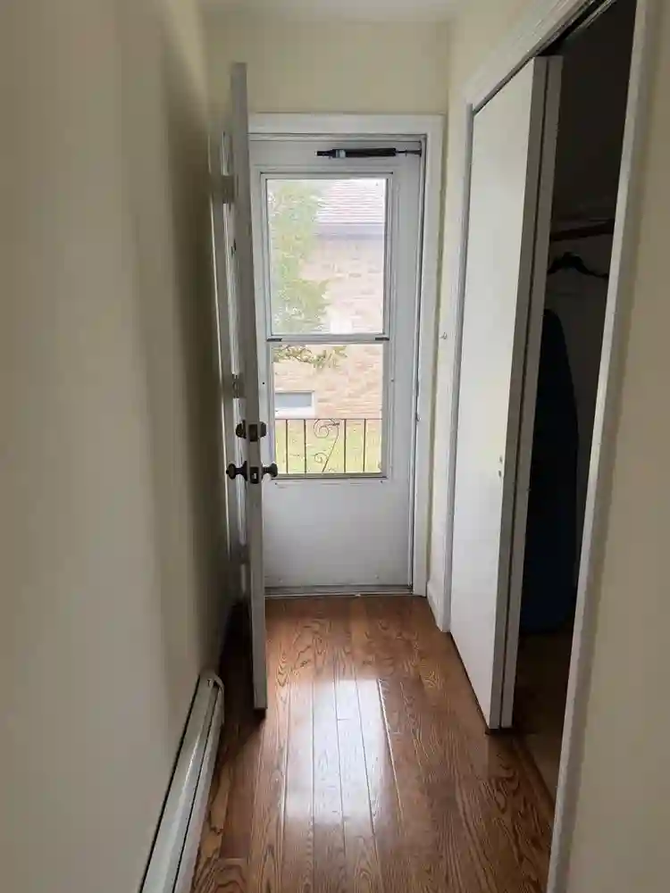 Private room available for Rent