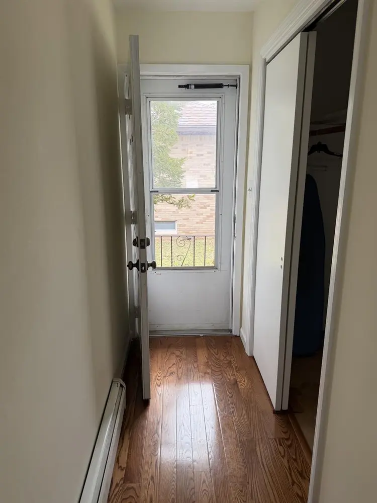 Private room available for Rent