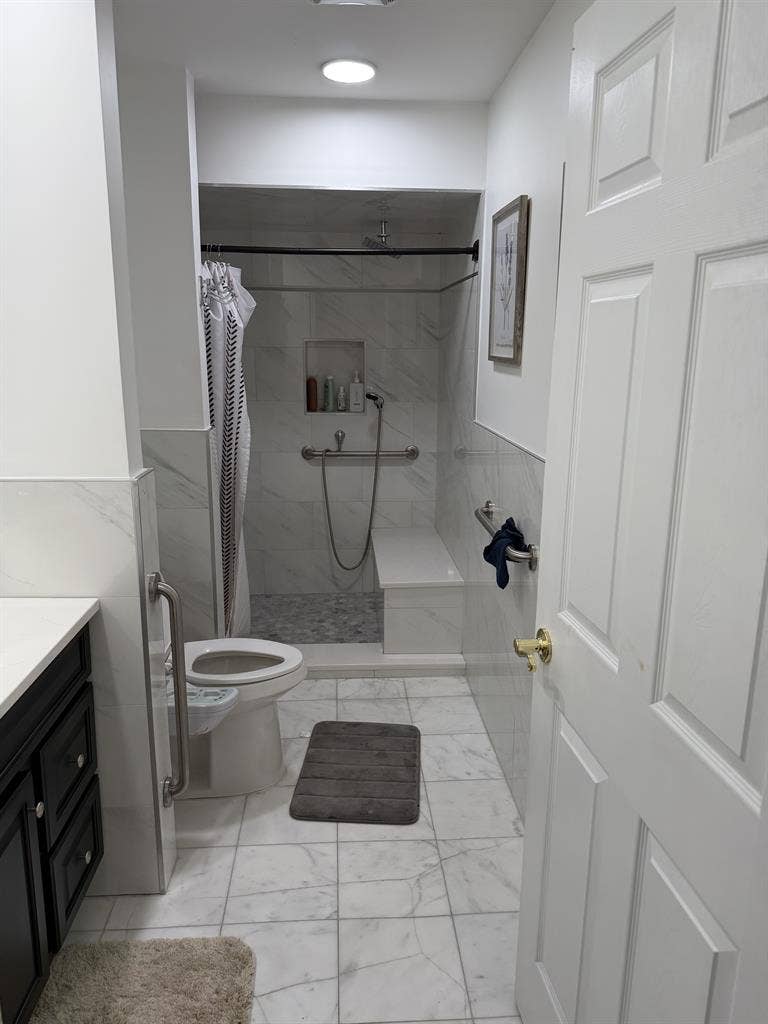 Private room available for Rent