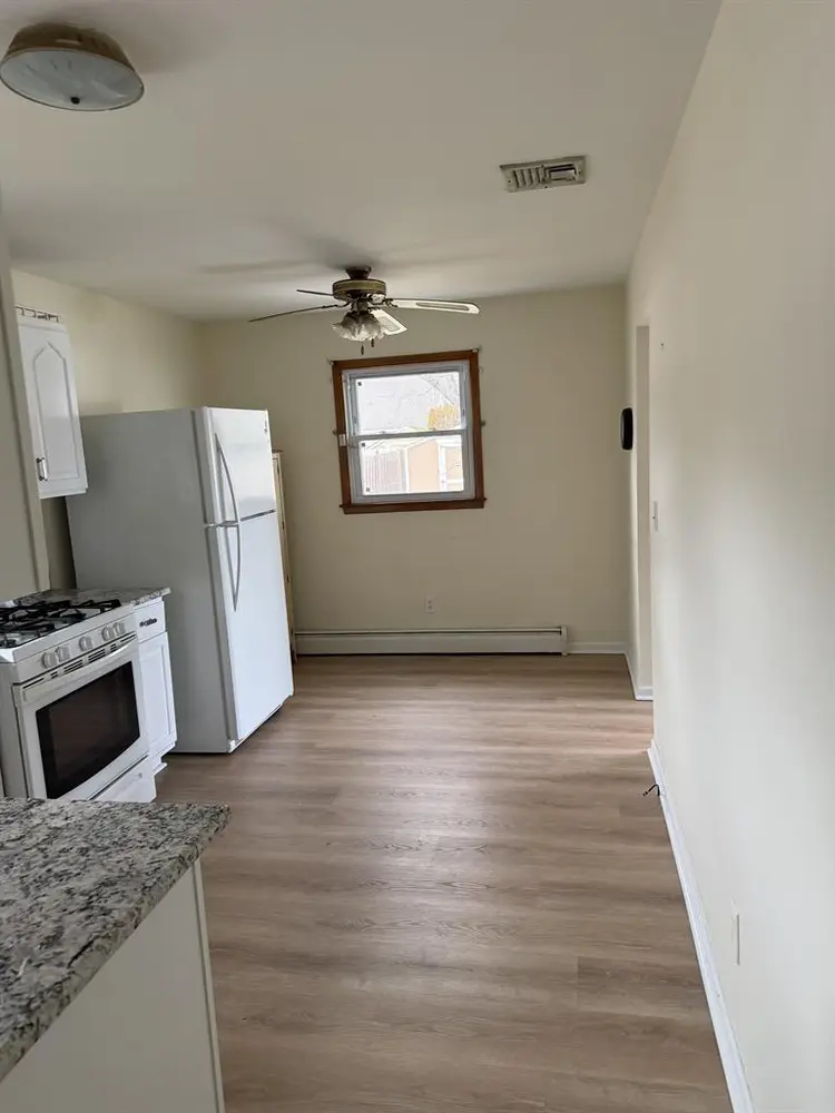 Private room available for Rent