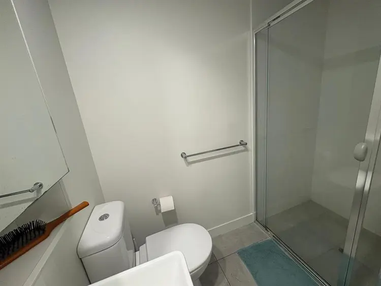 LEASE TRANSFER - Studio