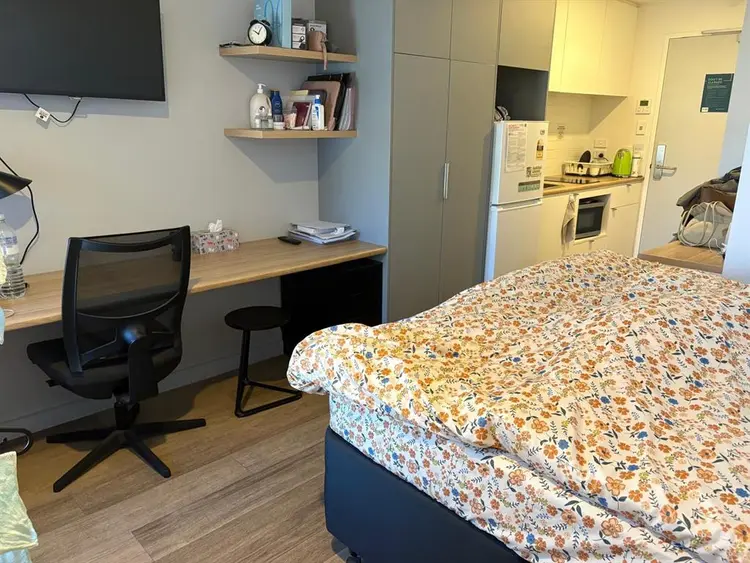 LEASE TRANSFER - Studio