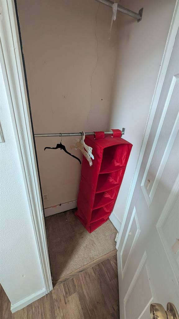 Small room near downtown SL