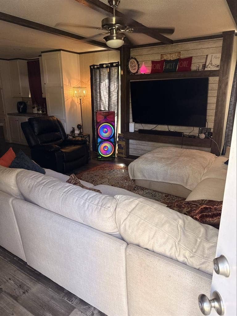 Nice room for rent