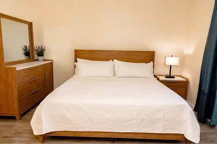 4 Furnished Rooms for Rent at SW