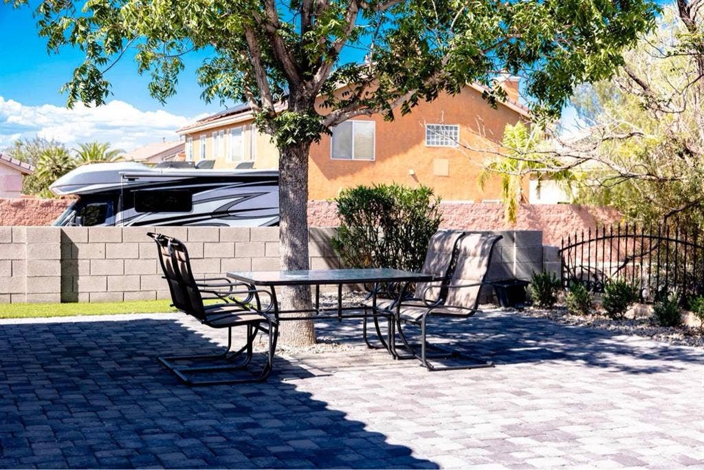 4 Furnished Rooms for Rent at SW