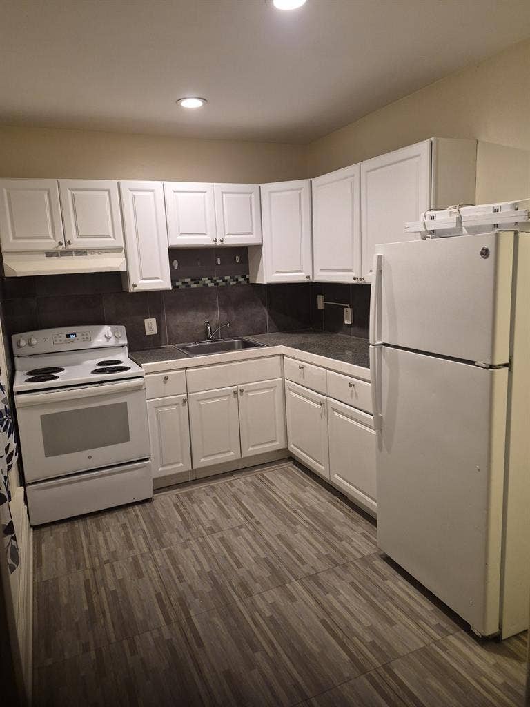 3x rooms for rent