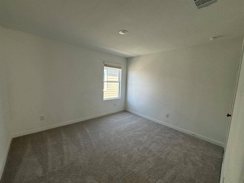 Roommates Needed $800 p/room