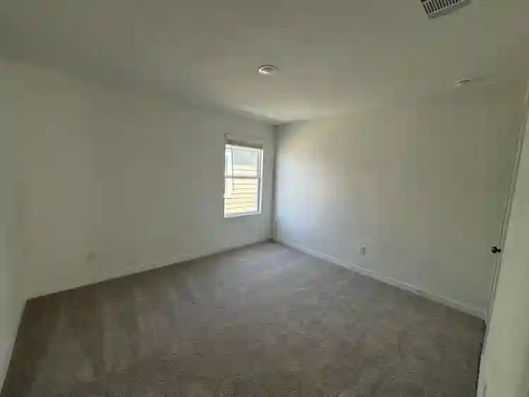 Roommates Needed $800 p/room