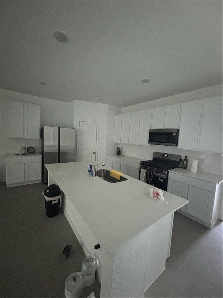 Roommates Needed $800 p/room