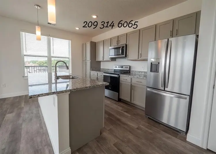 Makley Place offers one, bedroom