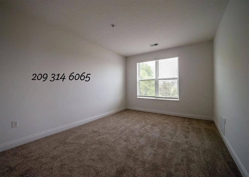 Makley Place offers one, bedroom
