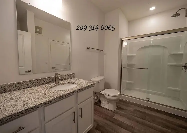 Makley Place offers one, bedroom