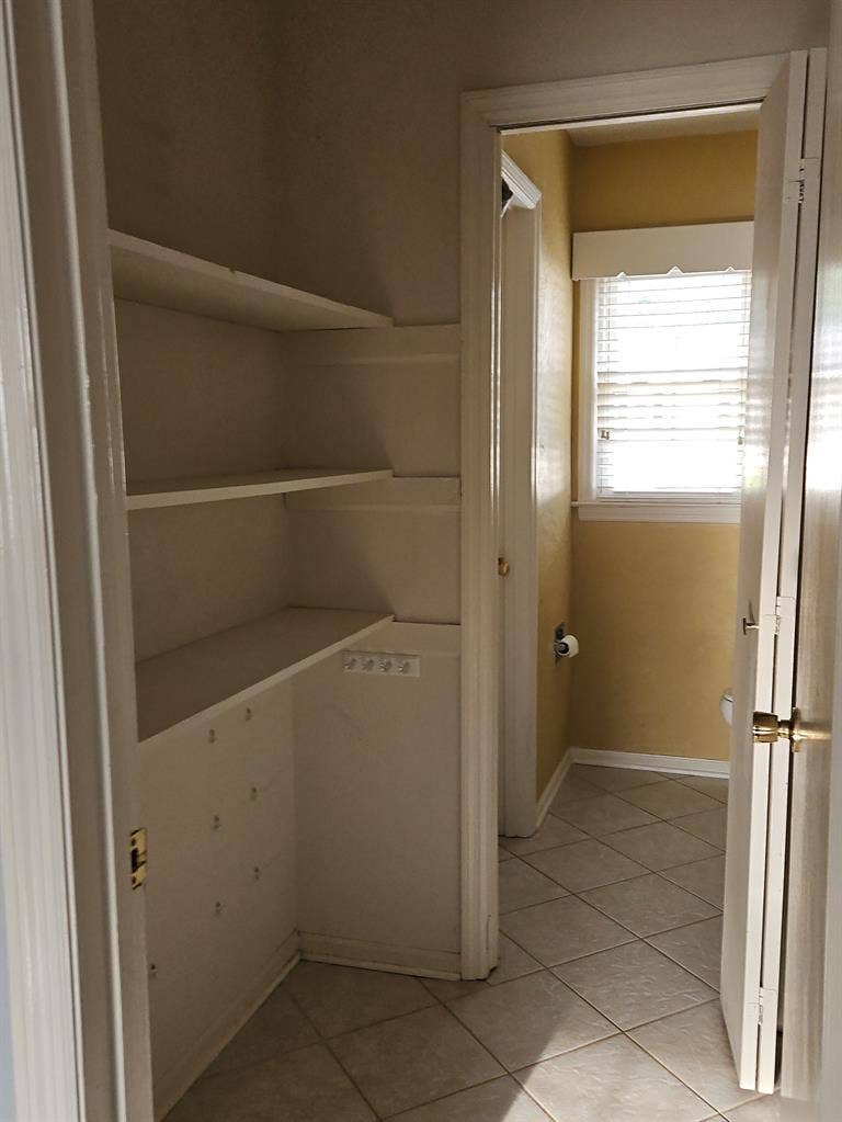 Two Rooms rent,private upstairs.