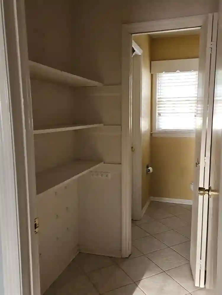 Two Rooms rent,private upstairs.