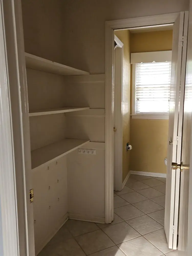 Two Rooms rent,private upstairs.