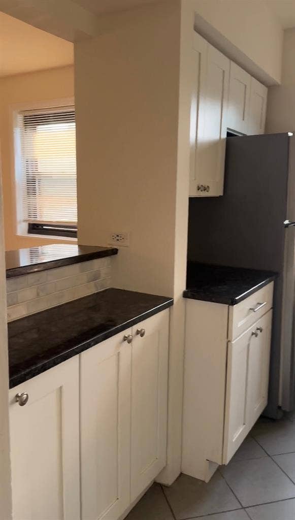 Private Room in 2BR/1BA - Fort Lee