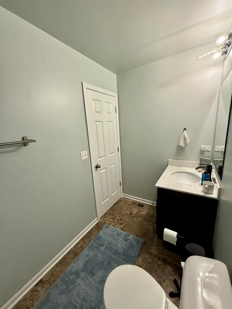 AWESOME HOME IN CLUBHOUSE COMMUNITY
