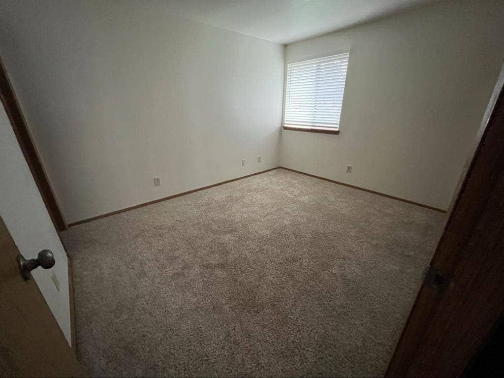 Lakewood room with private bathroom