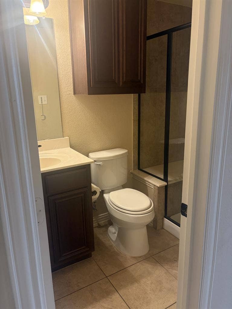 Room for rent $800