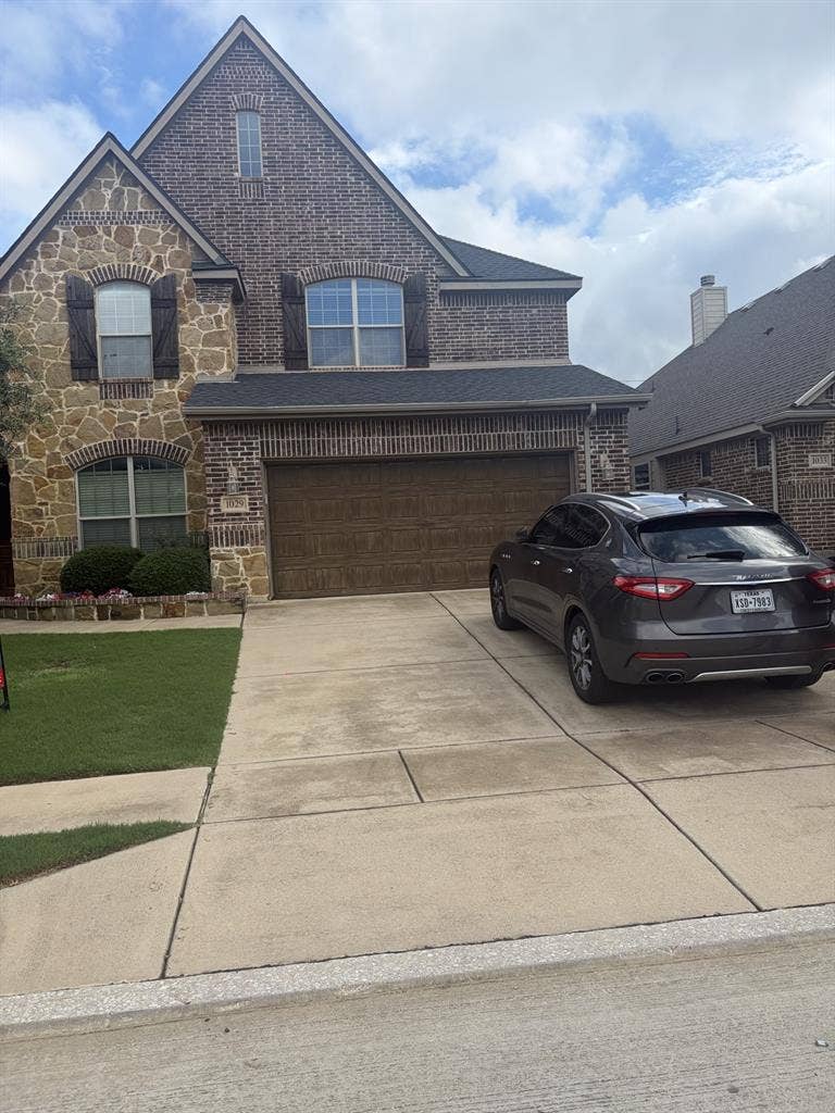 Room for rent $800