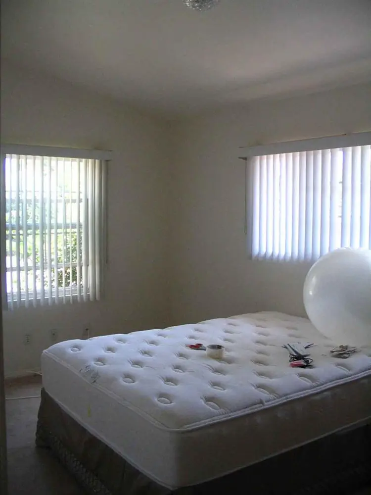 Room avail, flex start date Sept