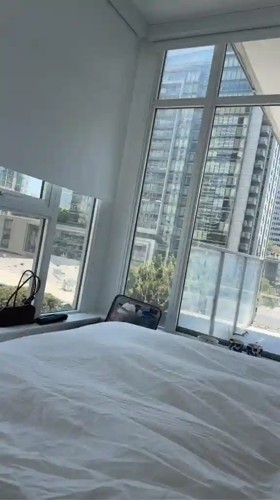 DTLA 2 Bedroom Highrise