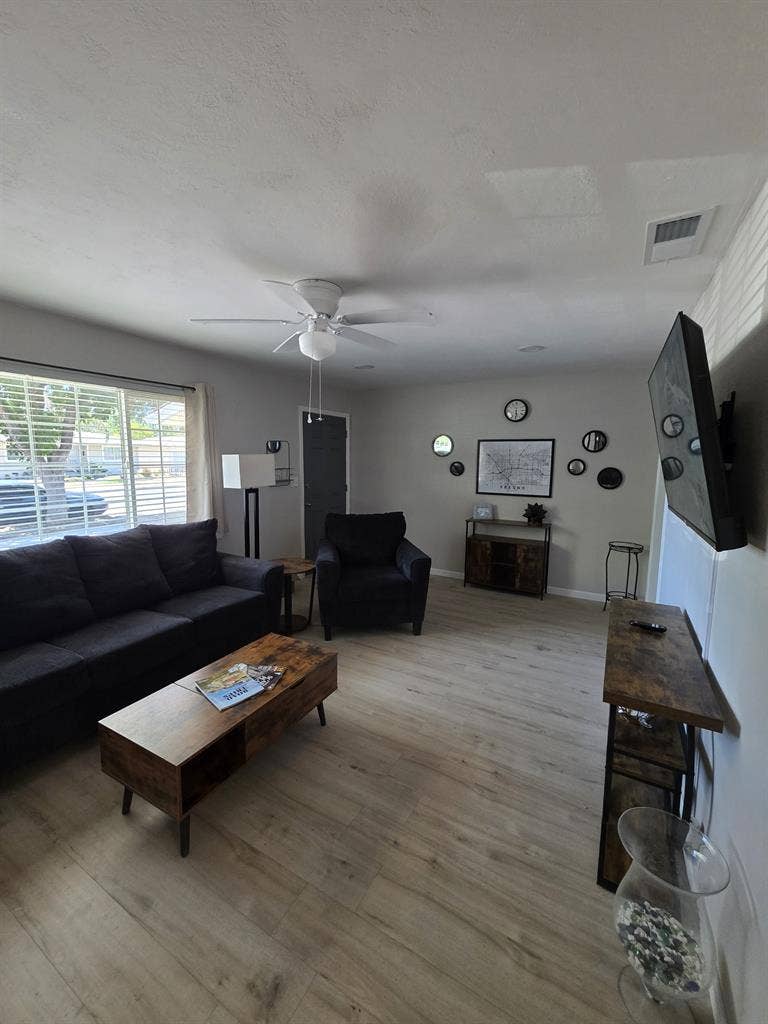 3 bed | 2 bath Post Call Paradise